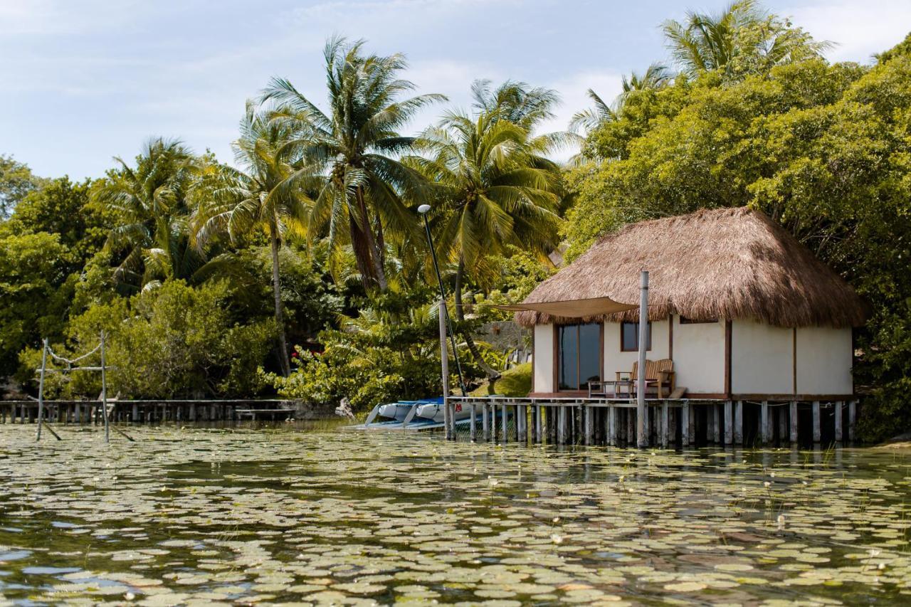 Lagoon Front Hut: Daily Cleaning, Bikes & Kayaks! Bacalar Eksteriør billede